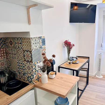 Boutique Castle Peek Graca-newly Renovated リスボン